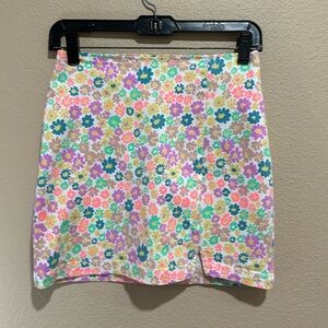 WILD FABLE Stretch Twill Floral Miniskirt, Size 0, EUC